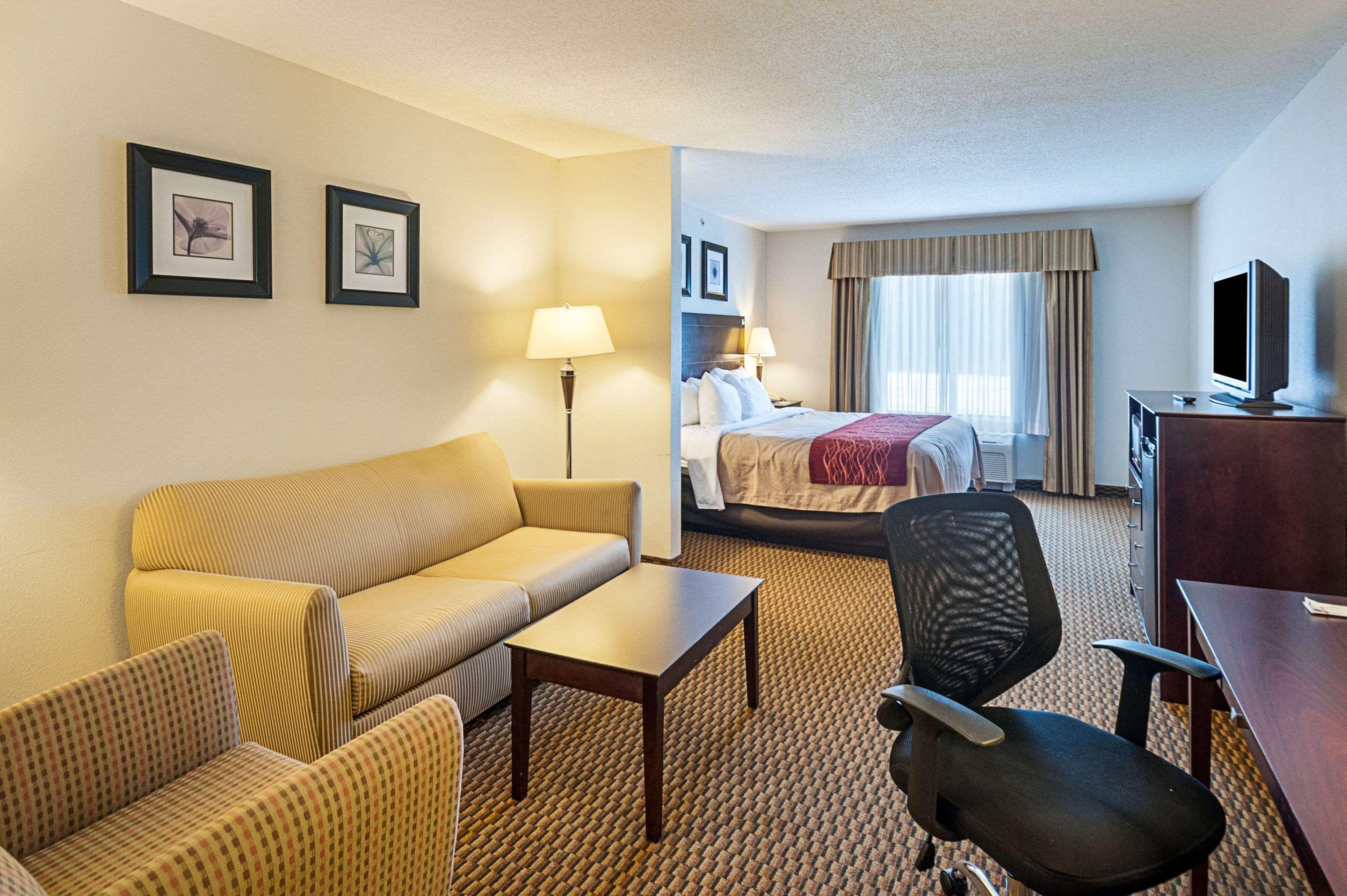 Comfort Inn & Suites Cambridge Exteriör bild
