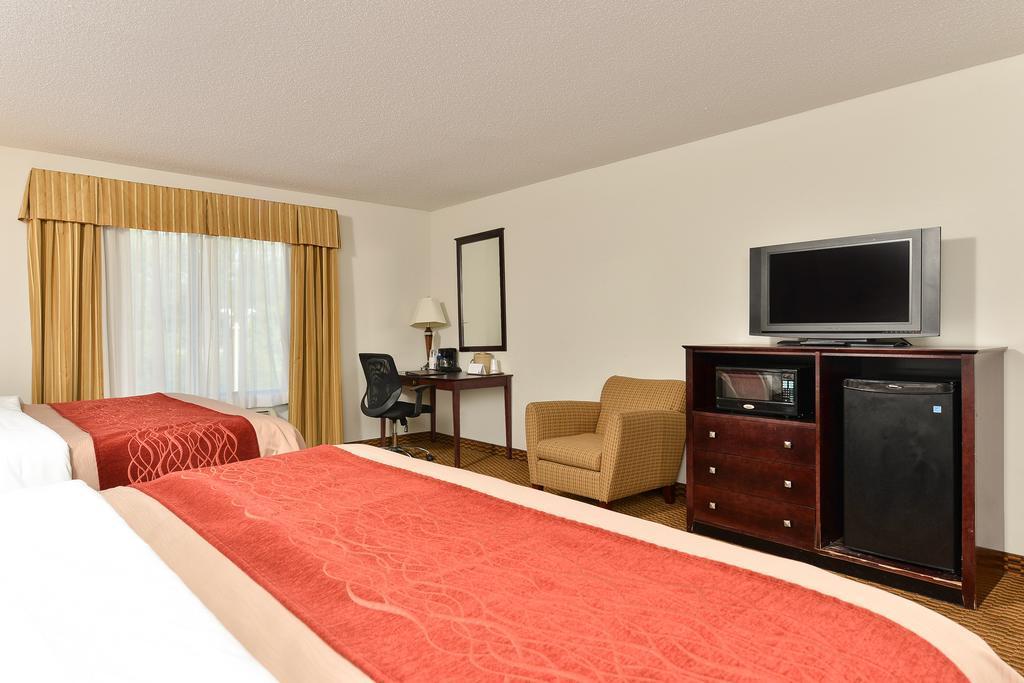 Comfort Inn & Suites Cambridge Exteriör bild