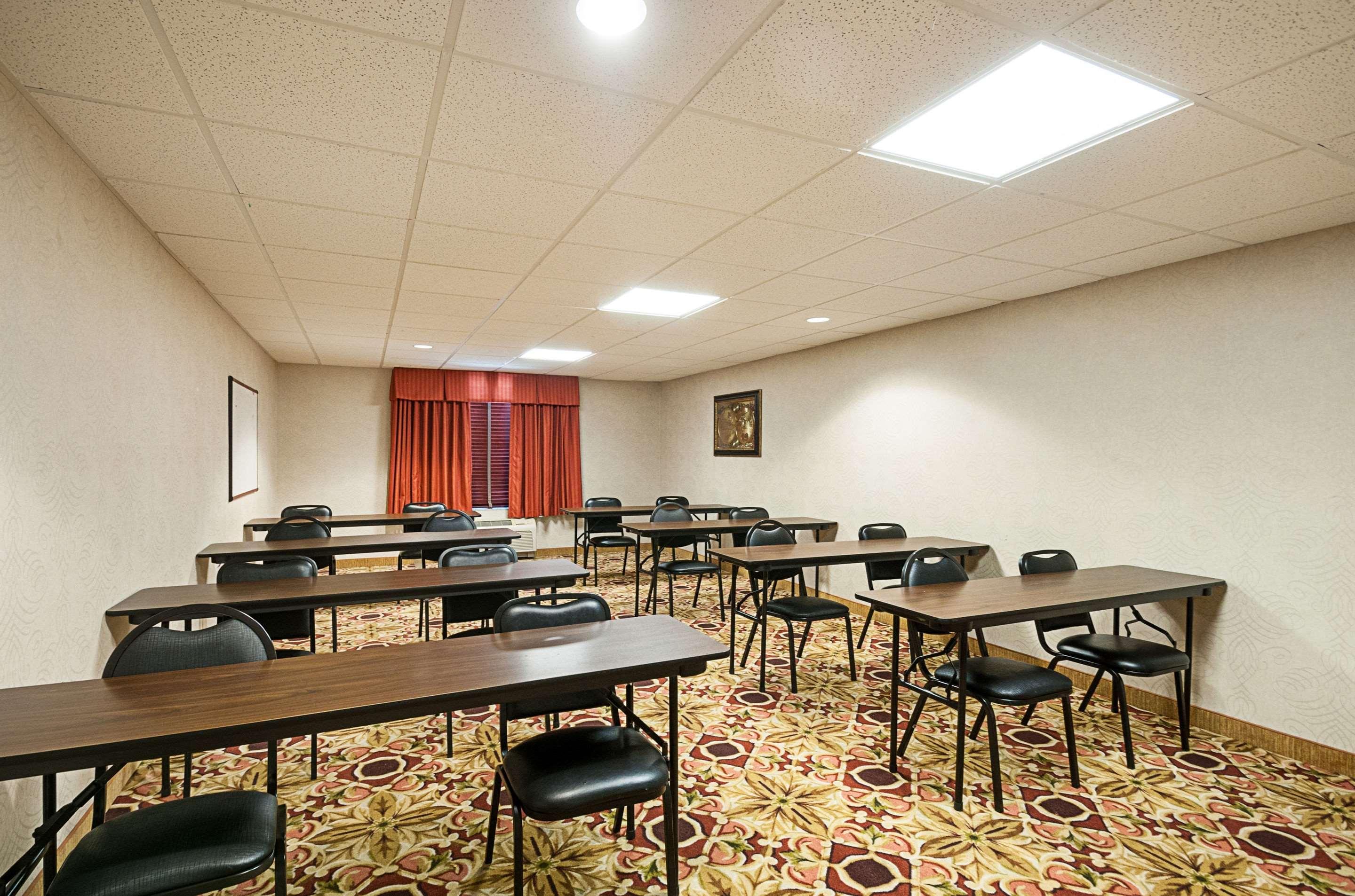 Comfort Inn & Suites Cambridge Exteriör bild