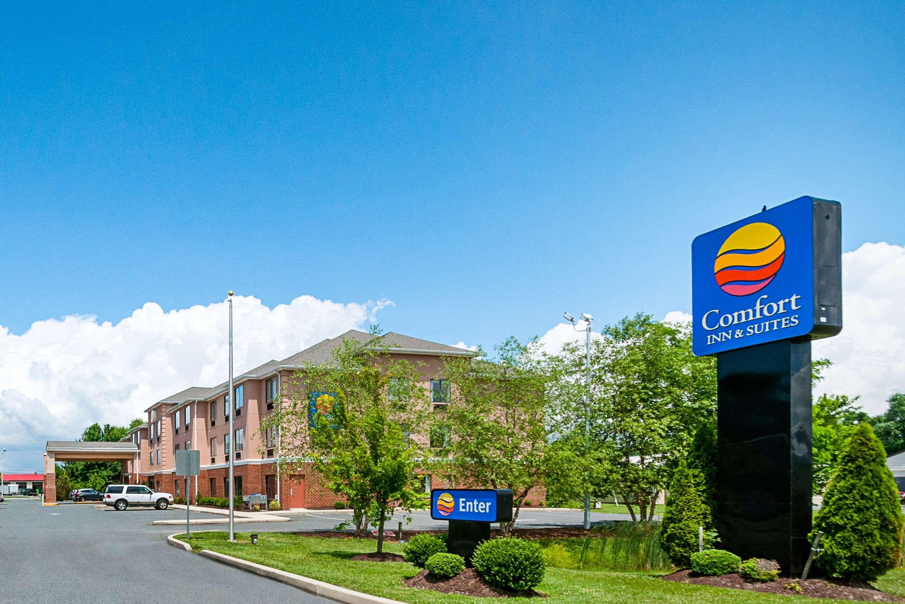 Comfort Inn & Suites Cambridge Exteriör bild